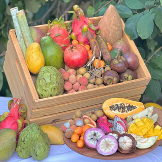 Family Fruit Box
